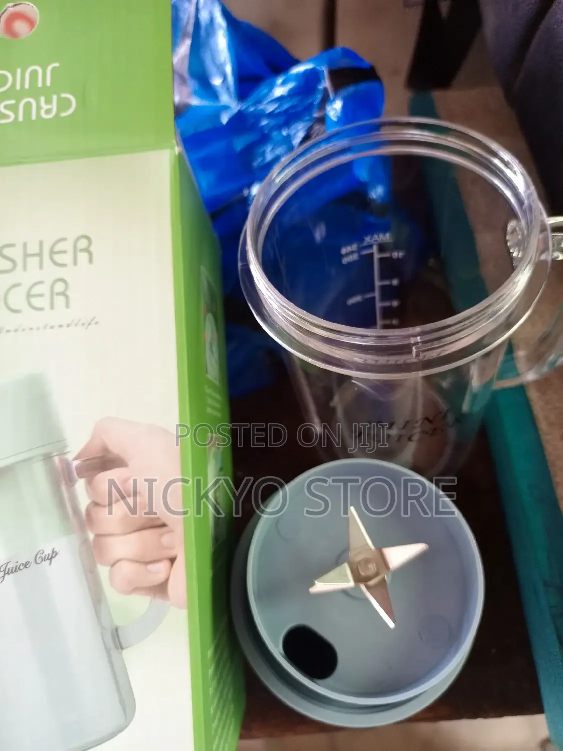 Mini Juicer Cup