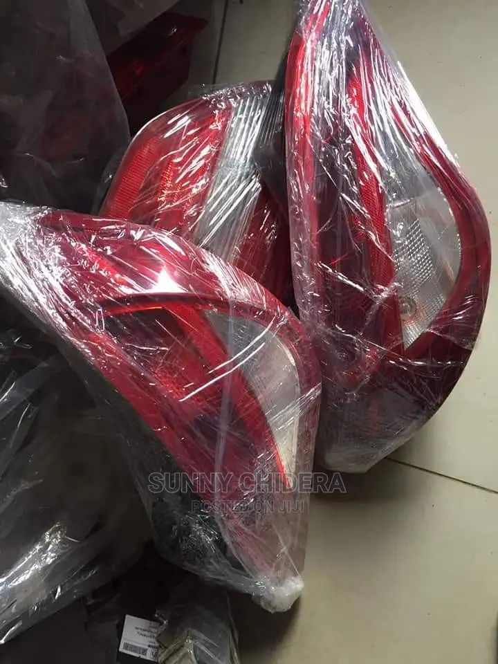 CLA Back Light (Set)Direct Tokunbo Extra Clean Alogen 