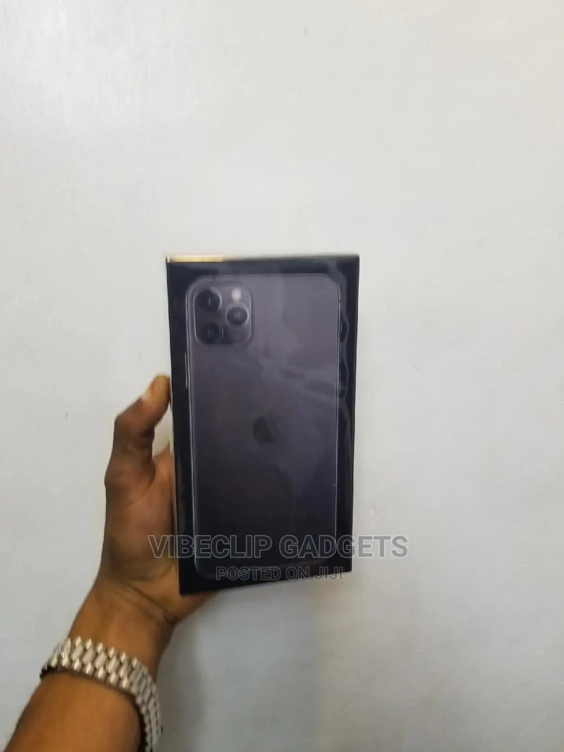 New Apple iPhone 11 Pro Max 256 GB Black