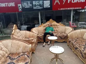 7 Sitters Living Room Royal Sofas