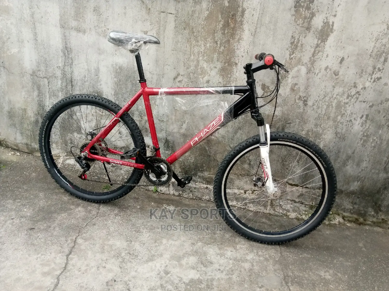 Apollo Disc Sport Bicycle