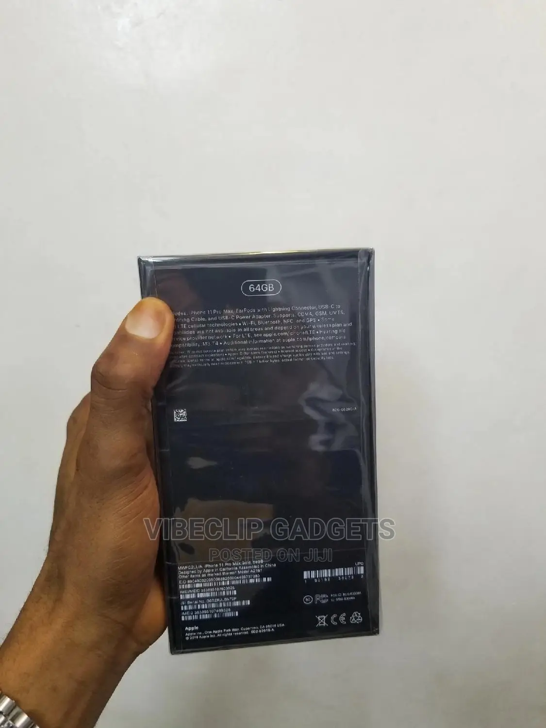 New Apple iPhone 11 Pro Max 64 GB Gold