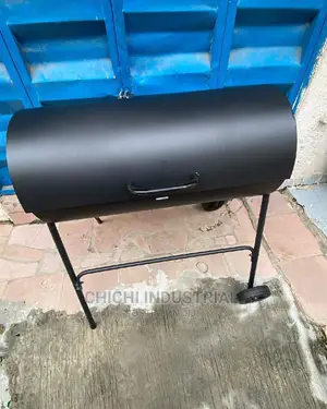 Charcoal Barbeque/ Grill