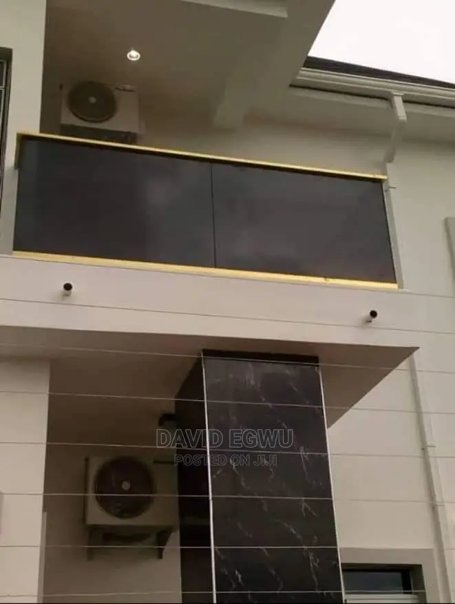 Tinted Glass Bacony