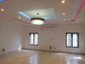 4bdrm Duplex in Idu Industrial for rent