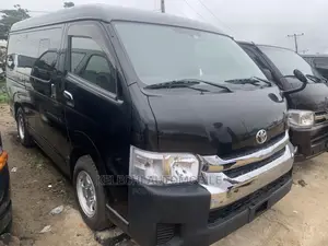 Toyota HiAce 2010 Black