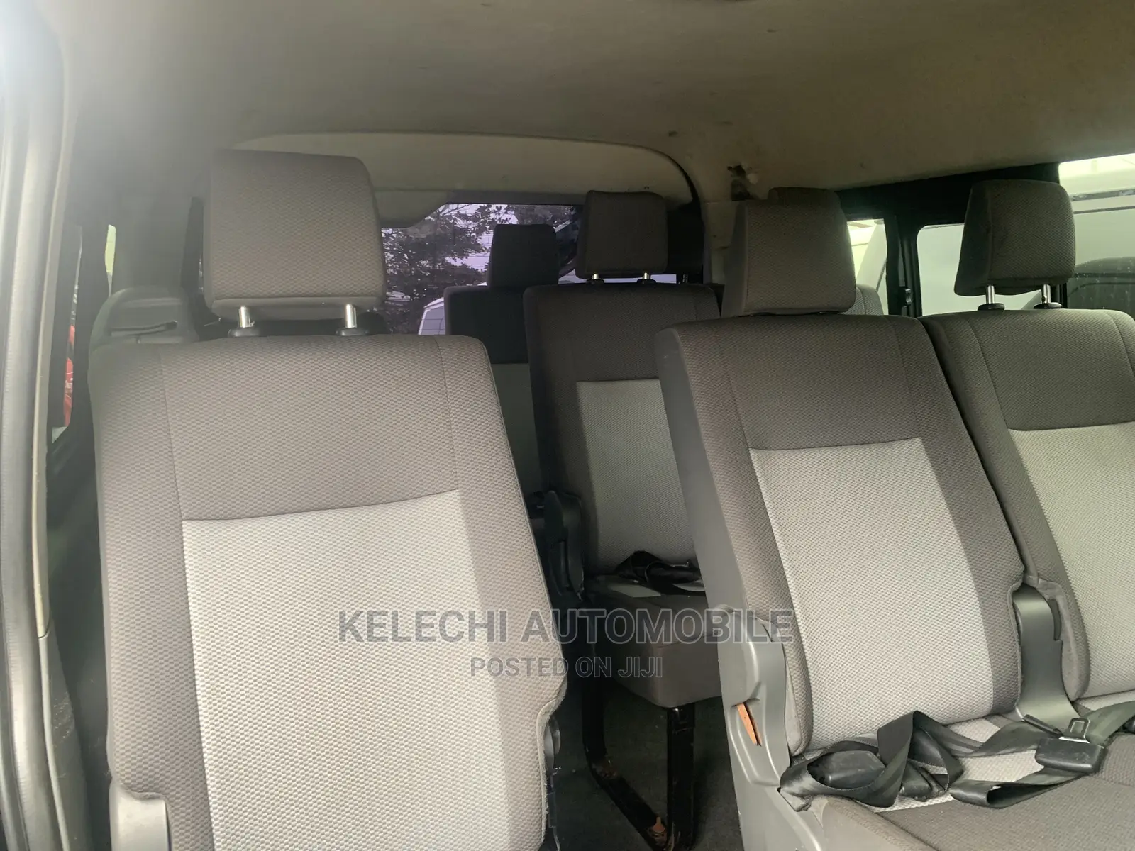 Toyota HiAce 2010 Black