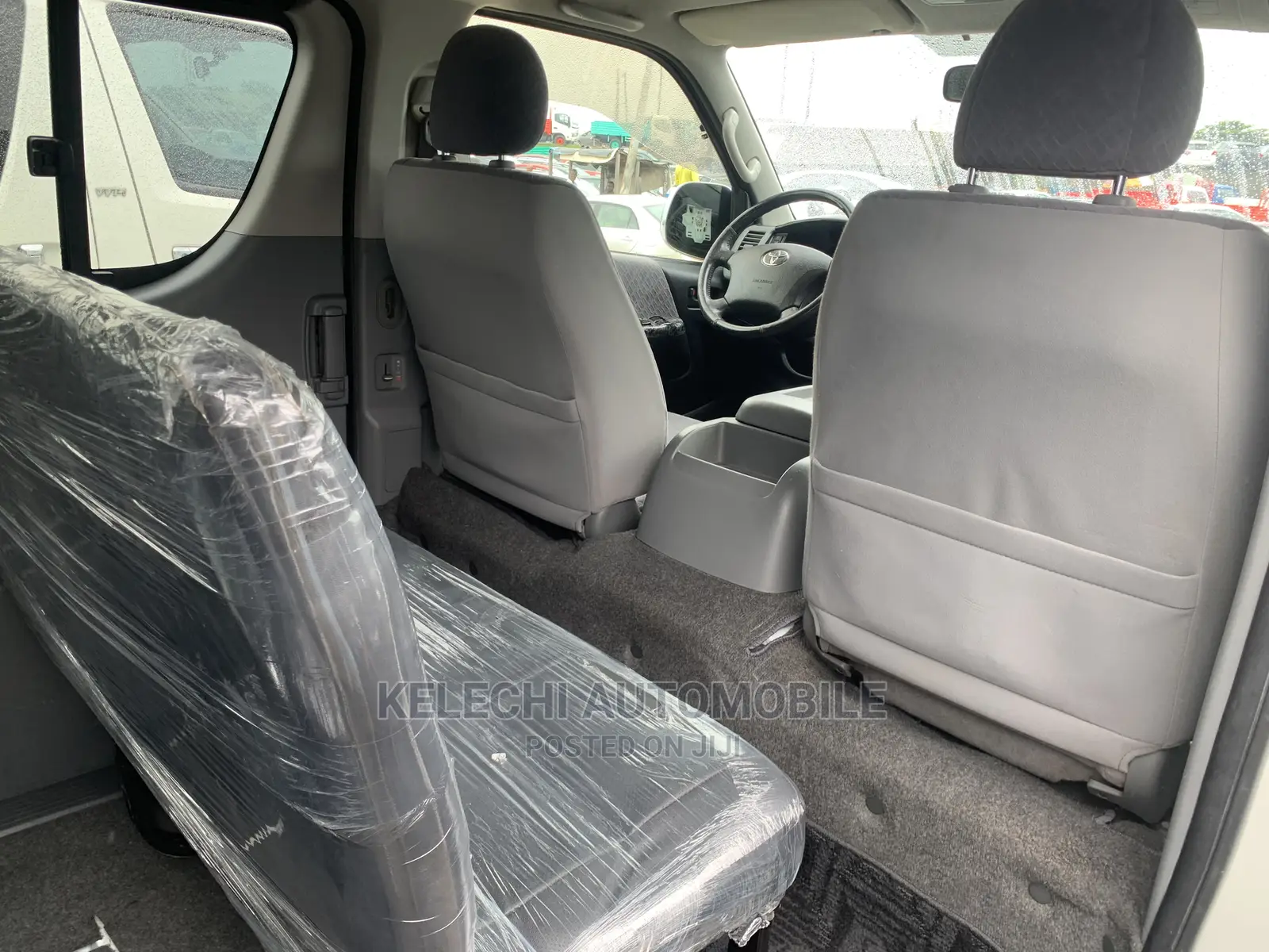 Toyota HiAce 2008 White