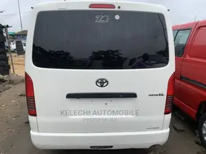 Toyota HiAce 2008 White