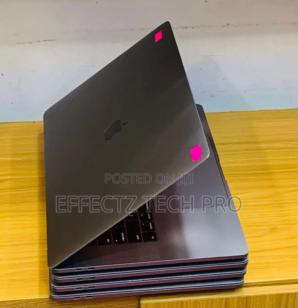 Laptop Apple MacBook Pro 2017 16GB Intel Core I7 SSD 1T