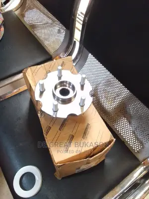Rear Hub Assembly Toyota RAV4 4*4 2007-2016