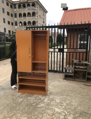 32 Inches Wardrobe