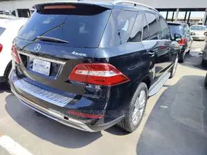 Mercedes-Benz M Class 2015 Black