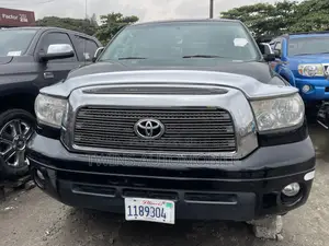 Toyota Tundra Double Cab 4x4 Limited 2011 Black
