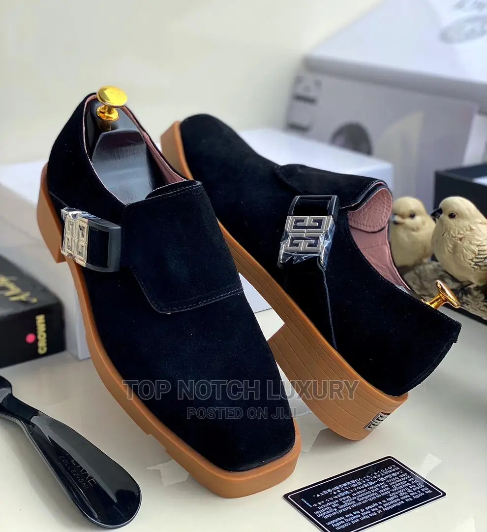 *Givenchy Lùxury Shoe *