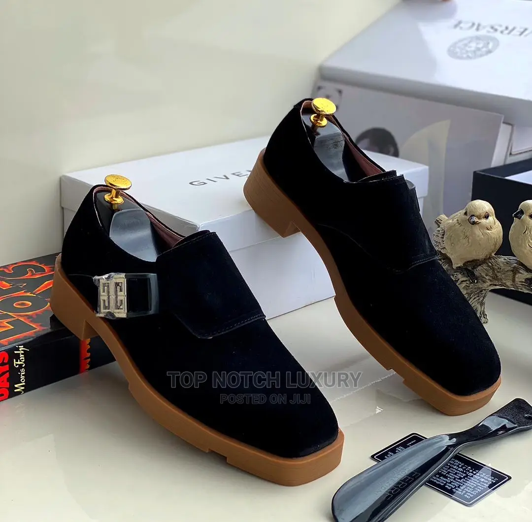 *Givenchy Lùxury Shoe *
