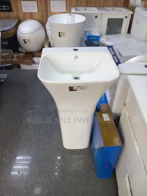 White Luxury Washing Hand Basin