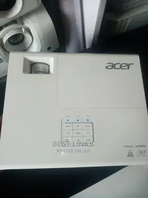 Acer Projector With Hdmi,Vga and Other Ports With 3500 Lumen
