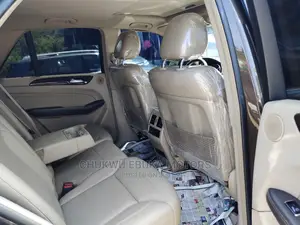Mercedes-Benz M Class 2014 Brown