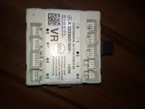 C300 2015 Door Module Extra Clean