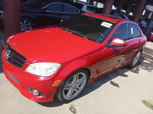 Mercedes-Benz C300 2010 Red