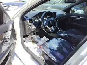 Mercedes-Benz C350 2012 White
