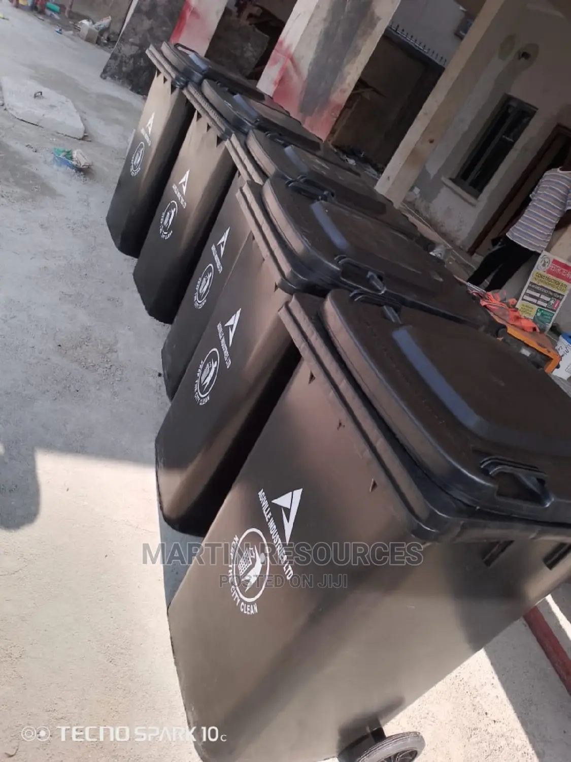 Waste Bin/ Wheeler 240 Litres