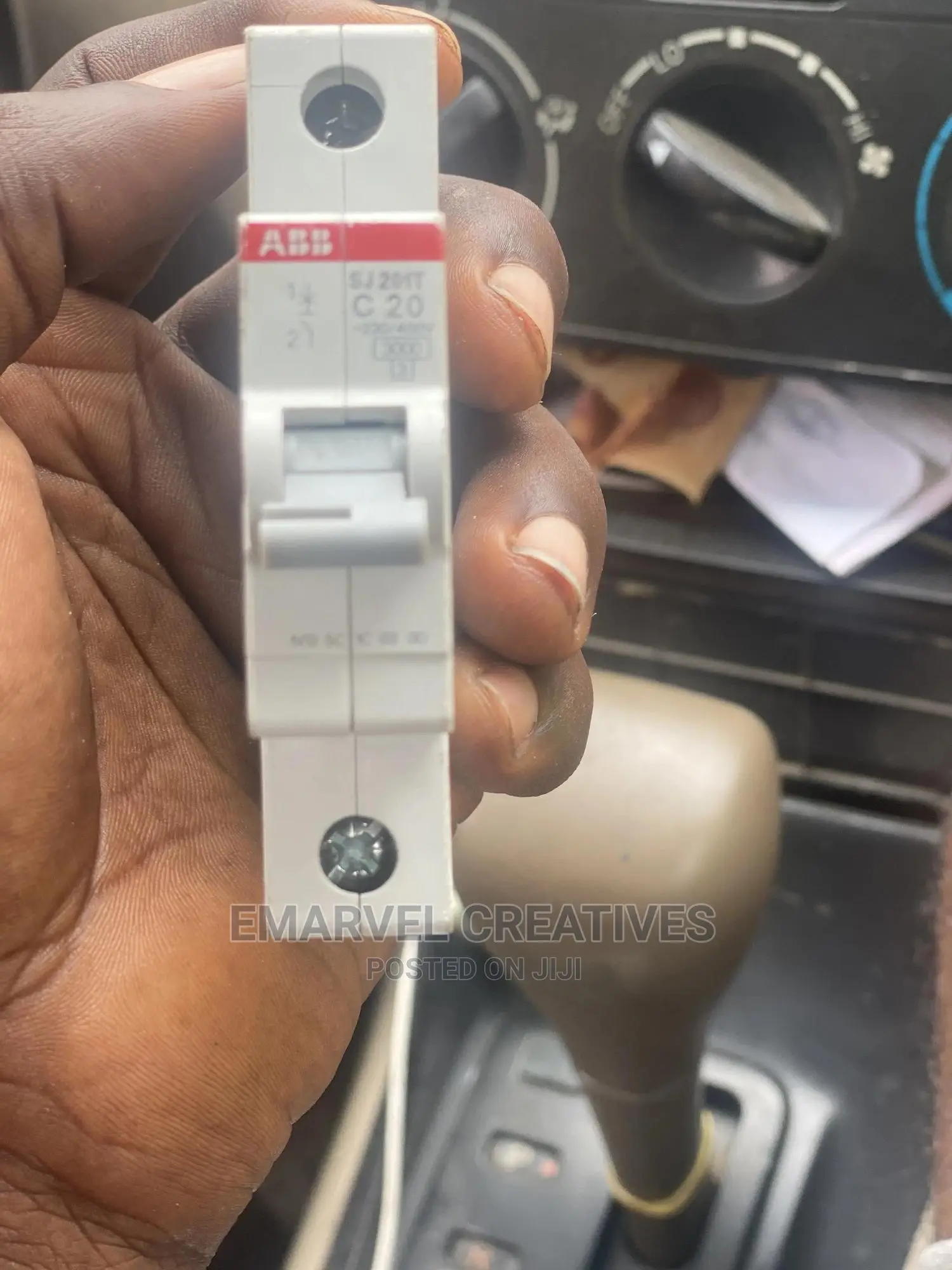 ABB E214-16-101 Changeover Switch - 0.5 TE, 1-Pole,