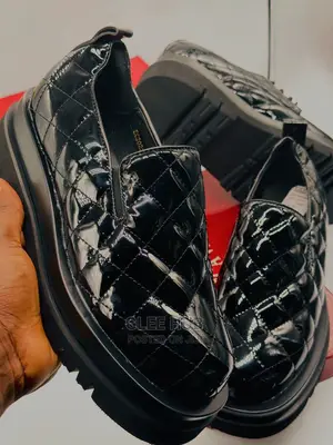 High Quality Shoes