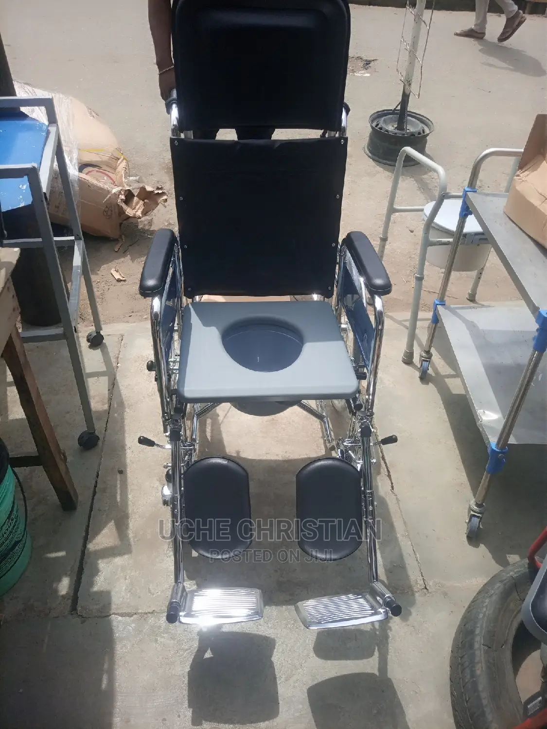 Executive Commode Wheelchair