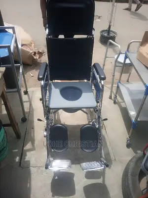 Executive Commode Wheelchair