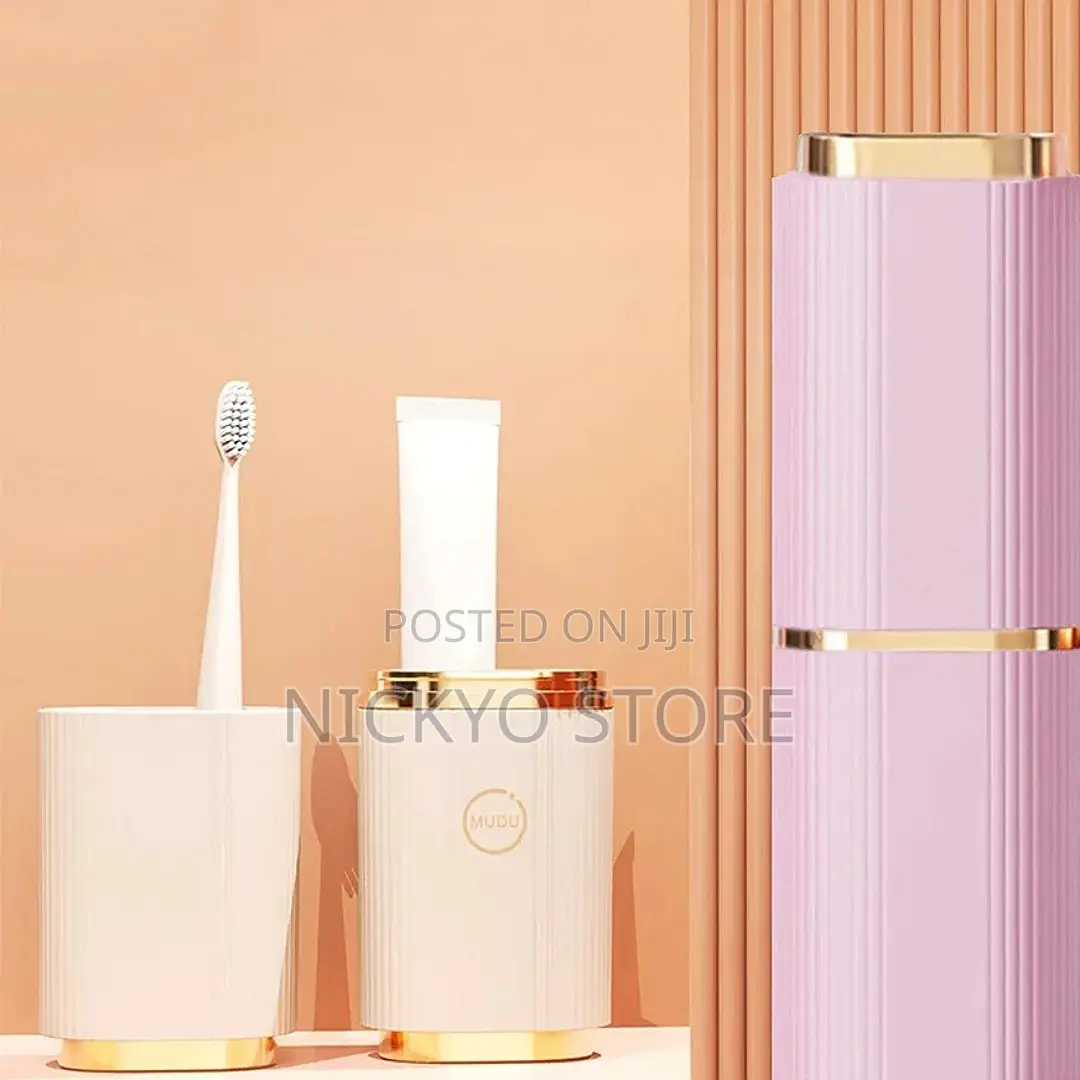 Easy Carry Portable Toothbrush Toothpaste Case