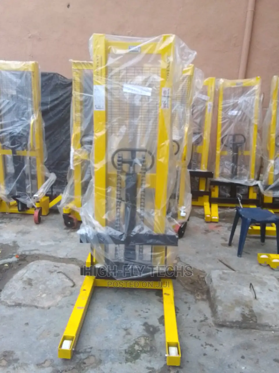 2 Ton Manual Stacker