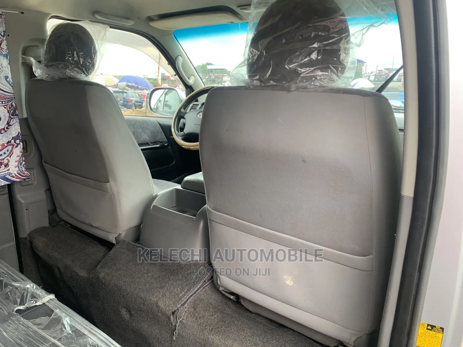 Toyota HiAce 2011 Silver