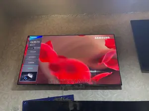 Foreign Neatly Used 55 Inch Samsung QLED With Apple Airplay