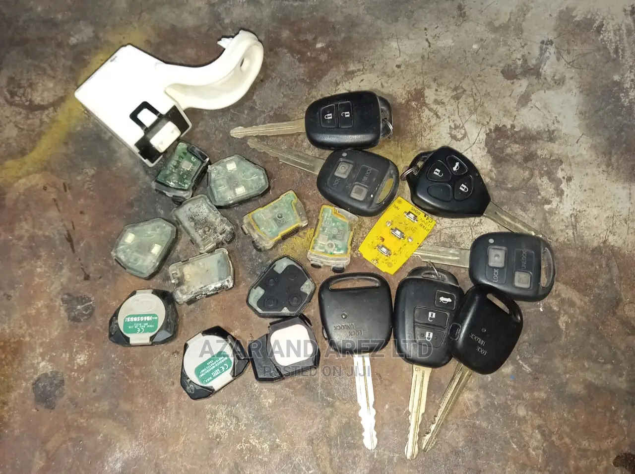 Program Car Keys(Auto Locksmith) Scan Car (Auto Diagnosis)
