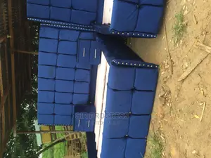 6by6 Bedframe Available