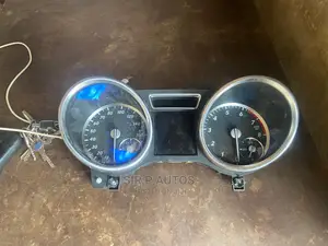All Model of Mercedes Benz Speed Clock Are Available