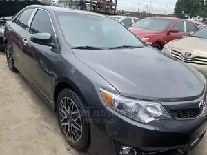 Toyota Camry 2013 Gray