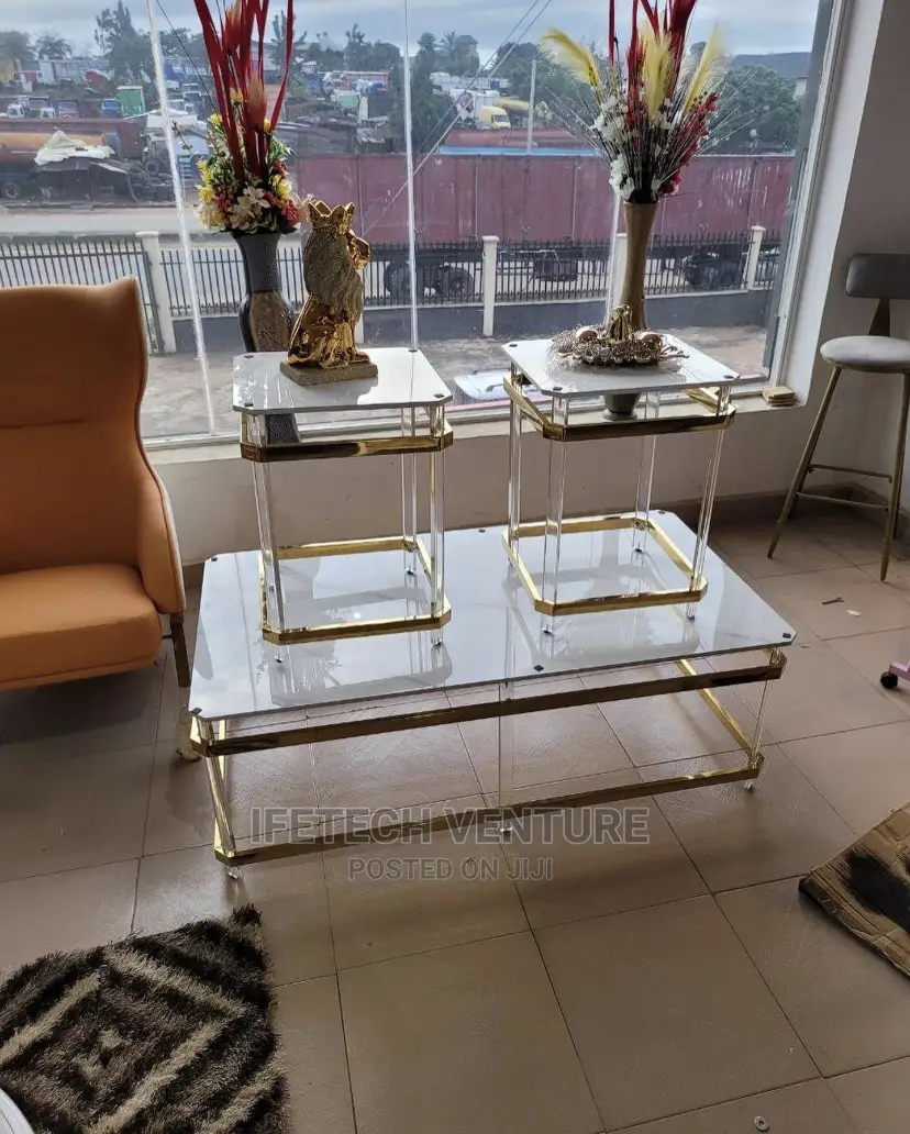 Center Table and Side Stools