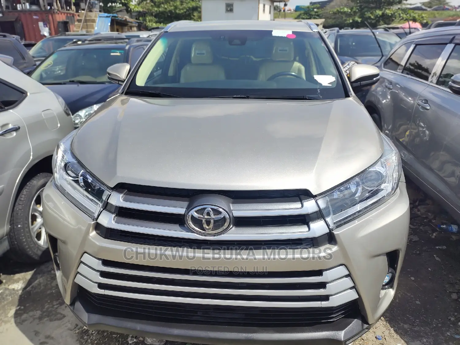 Toyota Highlander 2017 Gold
