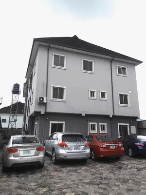 2bdrm Block of Flats in Agip Estate, Port-Harcourt for rent