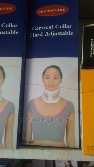 Hard Cervical Collar/Neck Support Sizes: M, L and XL