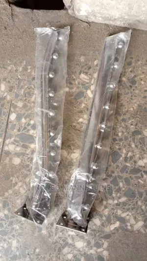 Thick 9 Pins Wall Hanger