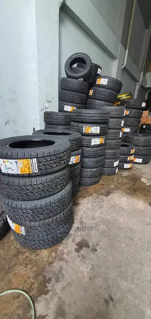 215/70r16 Tire