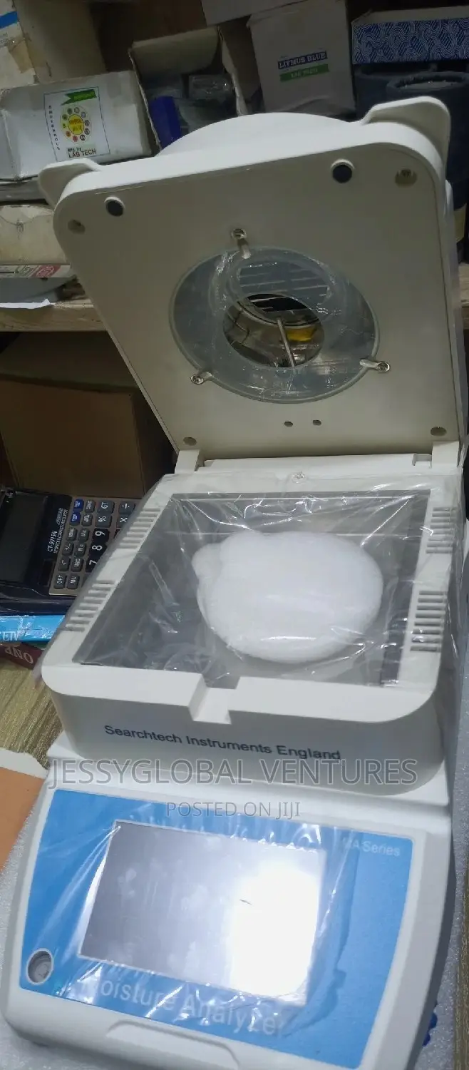 Moisture Analyzer