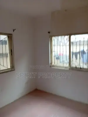 3bdrm Apartment in Magodo for rent