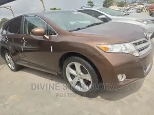 Toyota Venza V6 2012 Brown