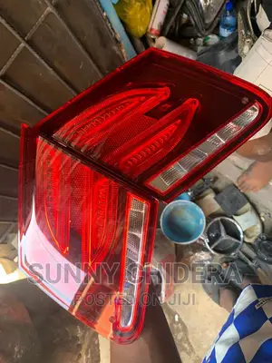E350 4matic Booth Light Set Direct Tokunbo Extra Clean
