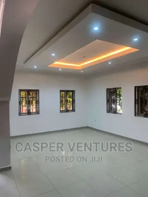 Mini Flat in Salem, Ikate for rent